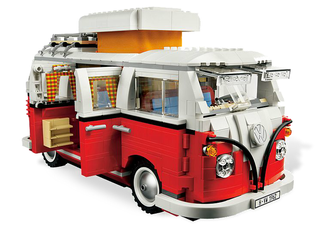 Illustration for article titled Lego Lovers Will Want Every Item In this Gift Guide